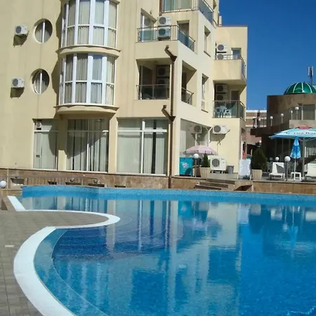 Vechna R 7 Sunny * סאני ביץ'