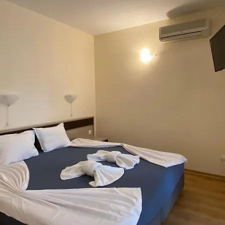 Vechna R 7 Sunny Apartament